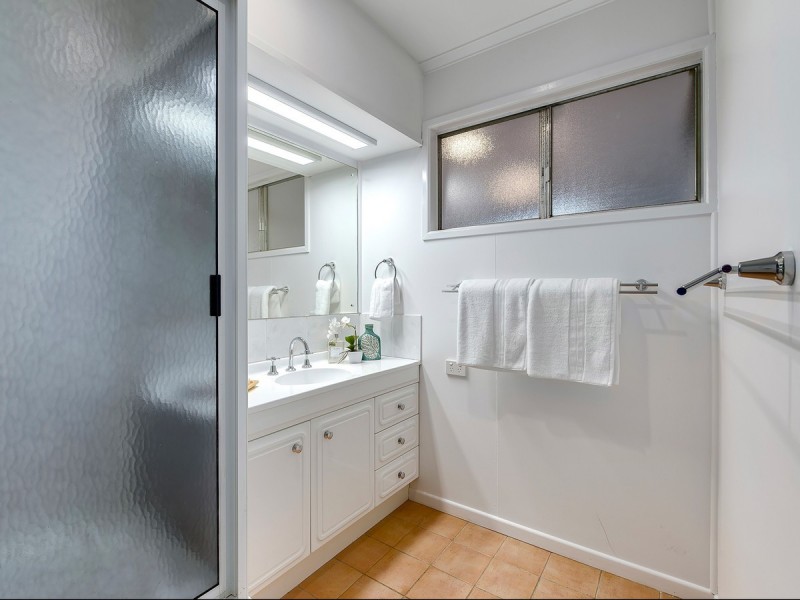 74 Araluen Street, Kedron QLD 4031