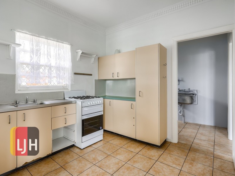 4 Valdora Lane, Stafford QLD 4053