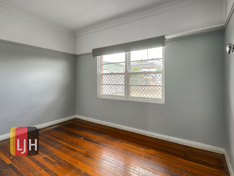 4 Valdora Lane, Stafford QLD 4053