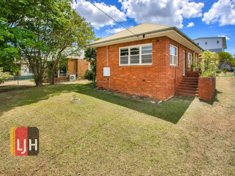 4 Valdora Lane, Stafford QLD 4053