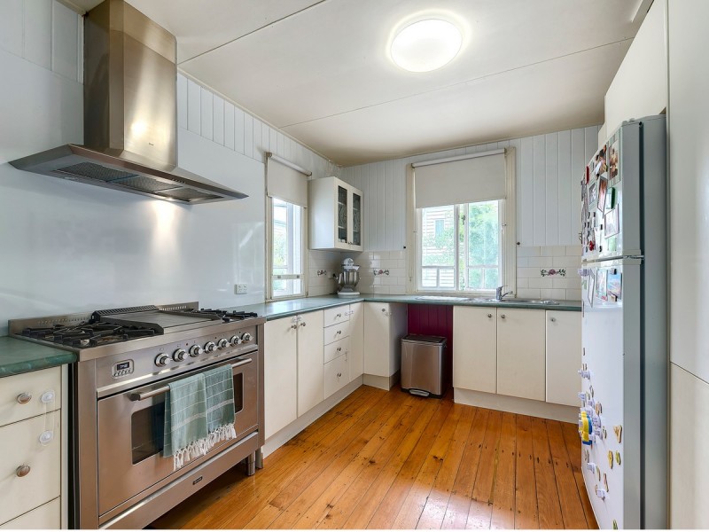 59 Glen Kedron Lane, Kedron QLD 4031