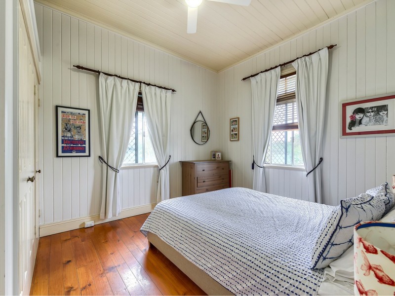 59 Glen Kedron Lane, Kedron QLD 4031