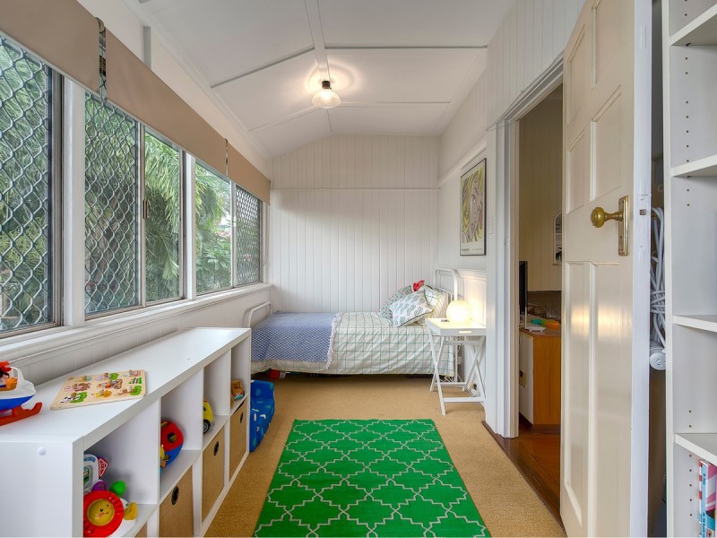 59 Glen Kedron Lane, Kedron QLD 4031