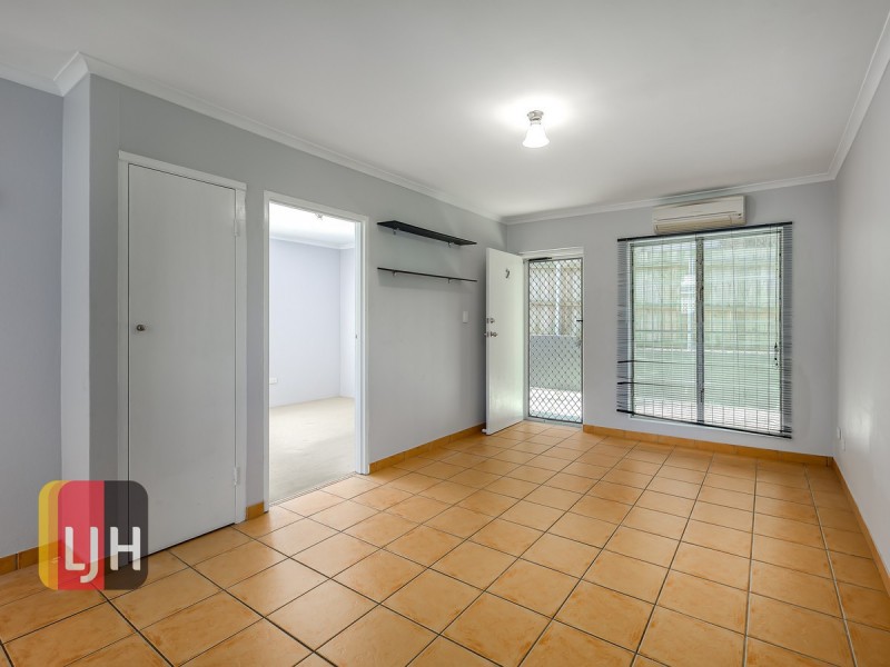 Unit 2/4 Lutana Street, Stafford QLD 4053