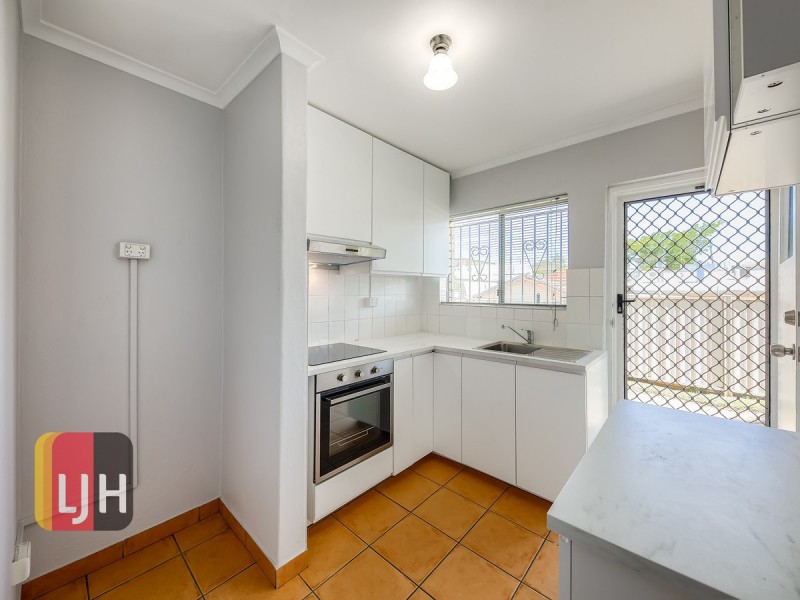 Unit 2/4 Lutana Street, Stafford QLD 4053