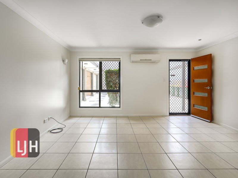 2/11 Cowan Street, Chermside QLD 4032