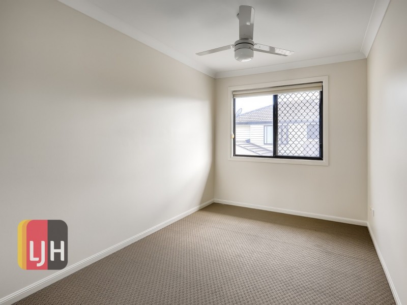 2/11 Cowan Street, Chermside QLD 4032