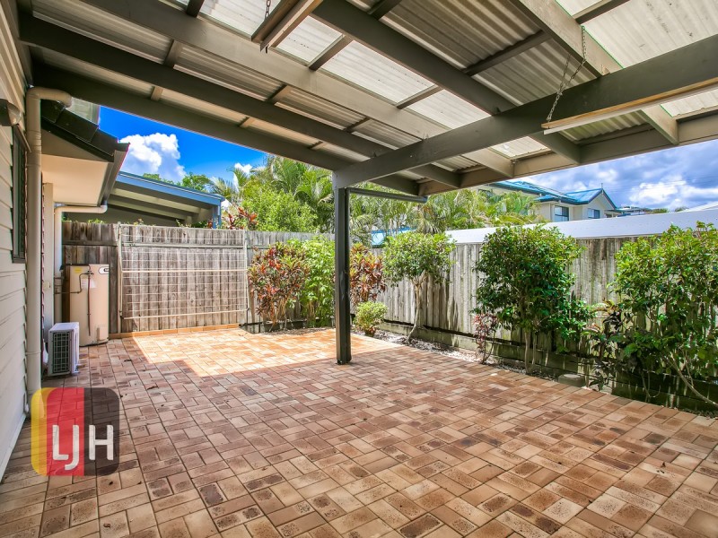 2/11 Cowan Street, Chermside QLD 4032