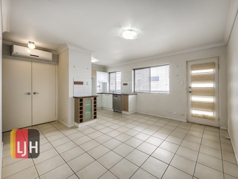 4/15 Nieppe Street, Kedron QLD 4031