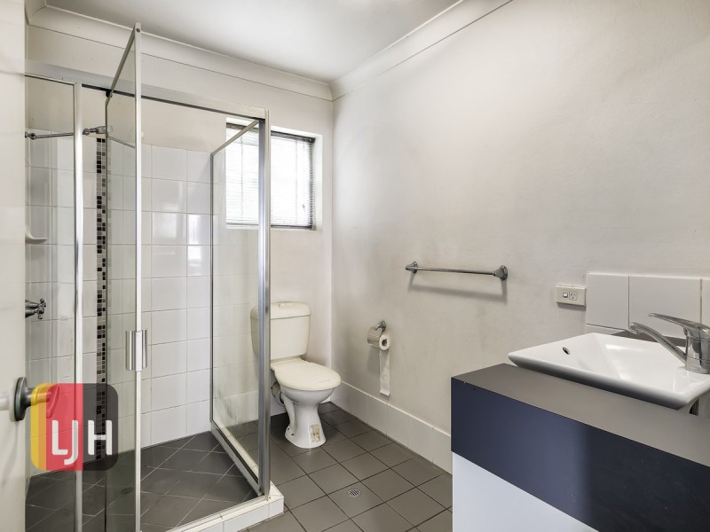 4/15 Nieppe Street, Kedron QLD 4031