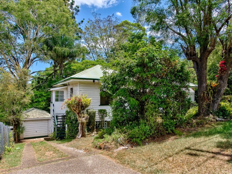 134 Russell Terrace, Indooroopilly QLD 4068
