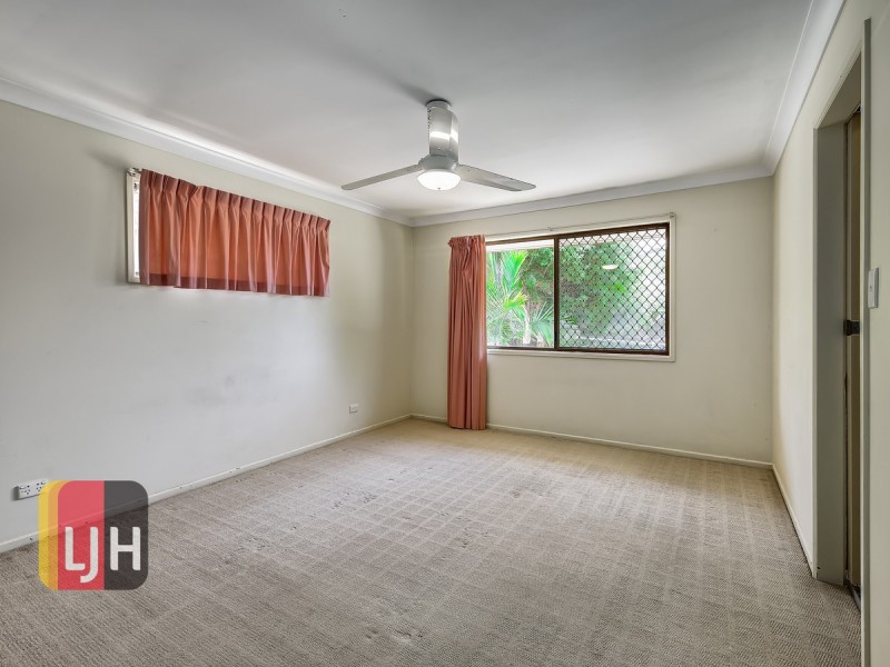 5 Hagman Street, Stafford Heights QLD 4053