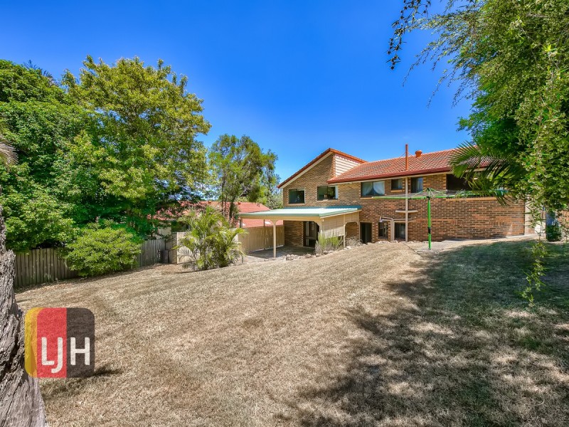 5 Hagman Street, Stafford Heights QLD 4053