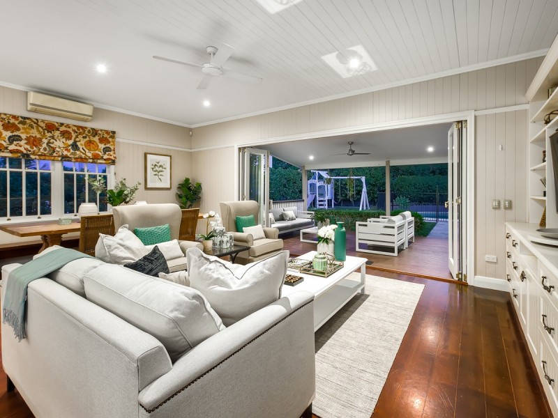 8 Daisy Street, Grange QLD 4051