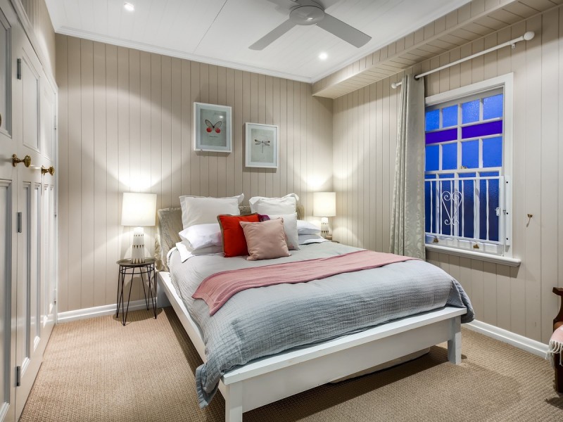 8 Daisy Street, Grange QLD 4051