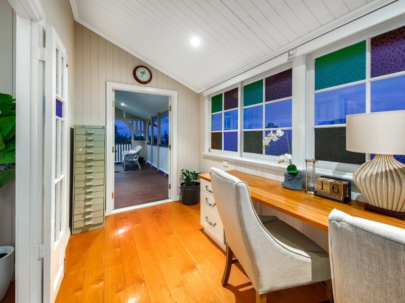 8 Daisy Street, Grange QLD 4051