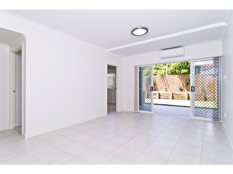 2/35 Hall Street, Chermside QLD 4032
