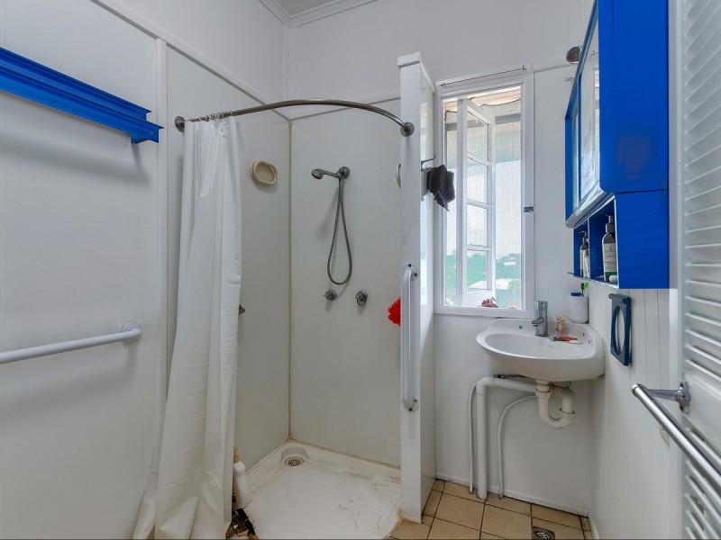 94 Scott Street, Stafford Heights QLD 4053