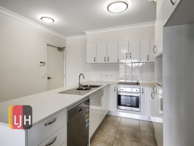 4/108 Broughton Road, Kedron QLD 4031