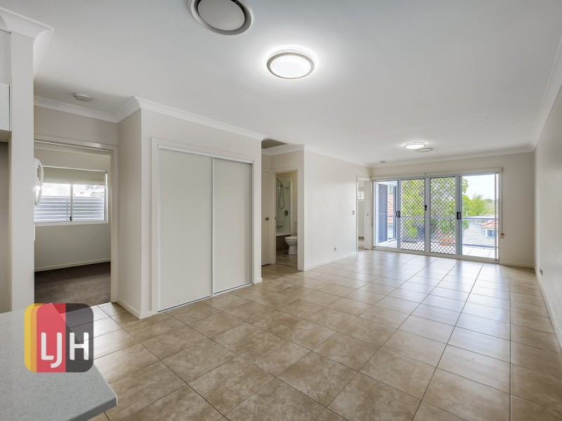 4/108 Broughton Road, Kedron QLD 4031