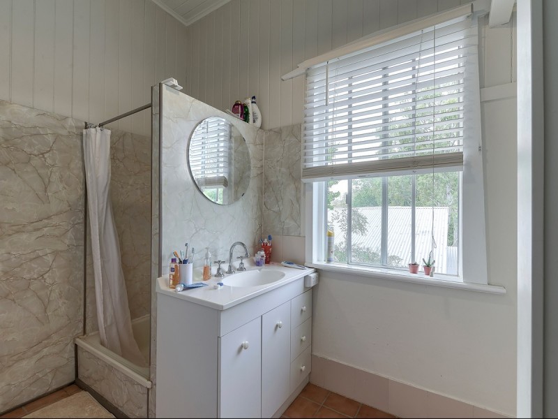 58 Fewings Street, Toowong QLD 4066