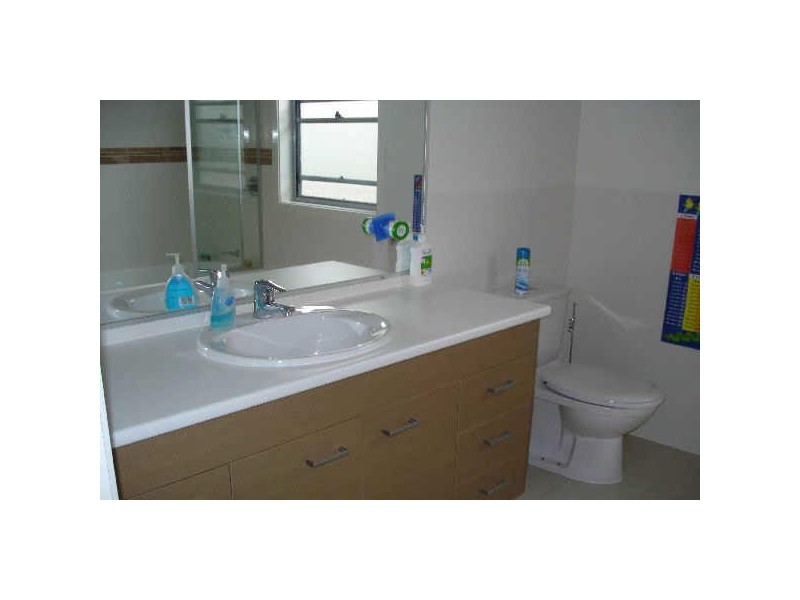 61 Beaconsfield Tce, Gordon Park QLD 4031