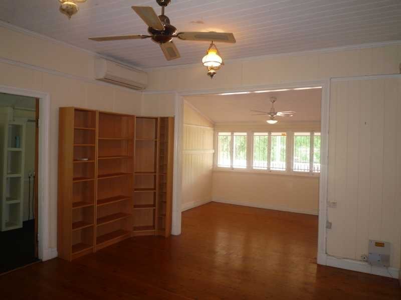23 Gilbert Road, Windsor QLD 4030