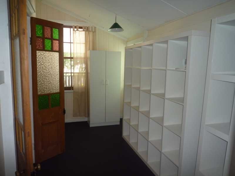 23 Gilbert Road, Windsor QLD 4030