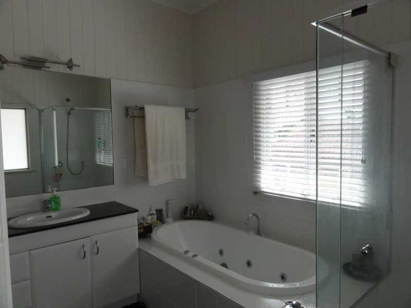 2/28 Kate Street, Kedron QLD 4031