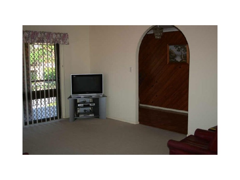 5 Hagman Street, Stafford Heights QLD 4053