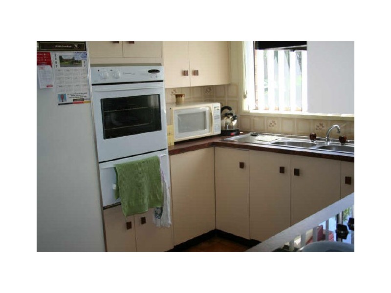 5 Hagman Street, Stafford Heights QLD 4053