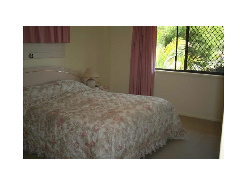 5 Hagman Street, Stafford Heights QLD 4053