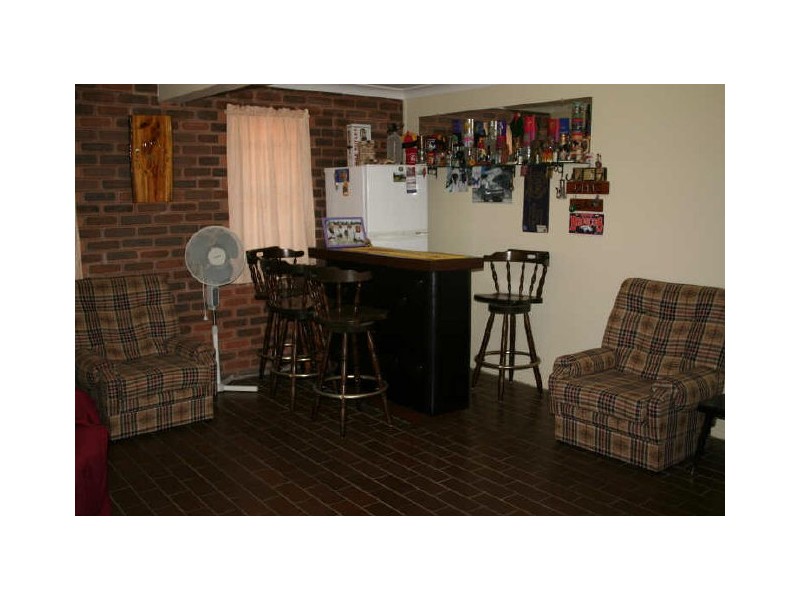 5 Hagman Street, Stafford Heights QLD 4053