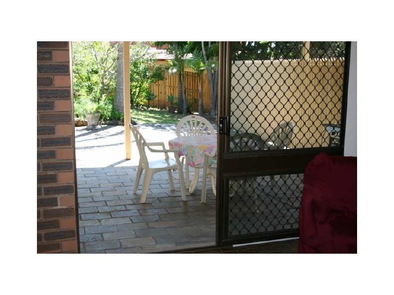 5 Hagman Street, Stafford Heights QLD 4053