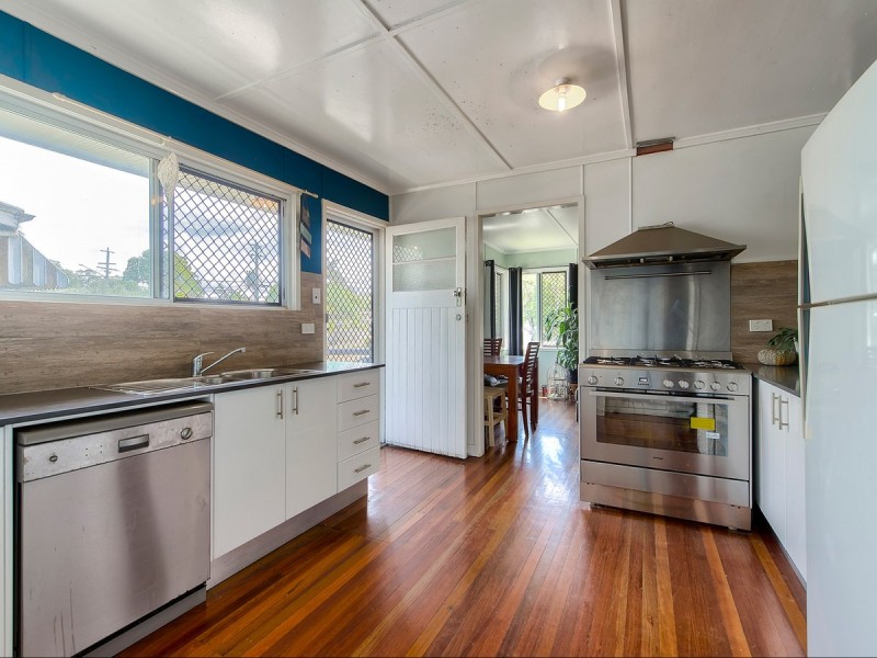 97 Farrant Street, Stafford Heights QLD 4053