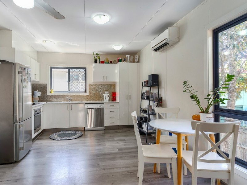 97 Farrant Street, Stafford Heights QLD 4053