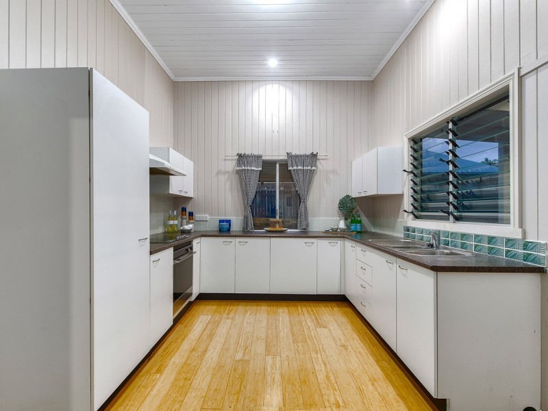 29 Spence Road, Wavell Heights QLD 4012