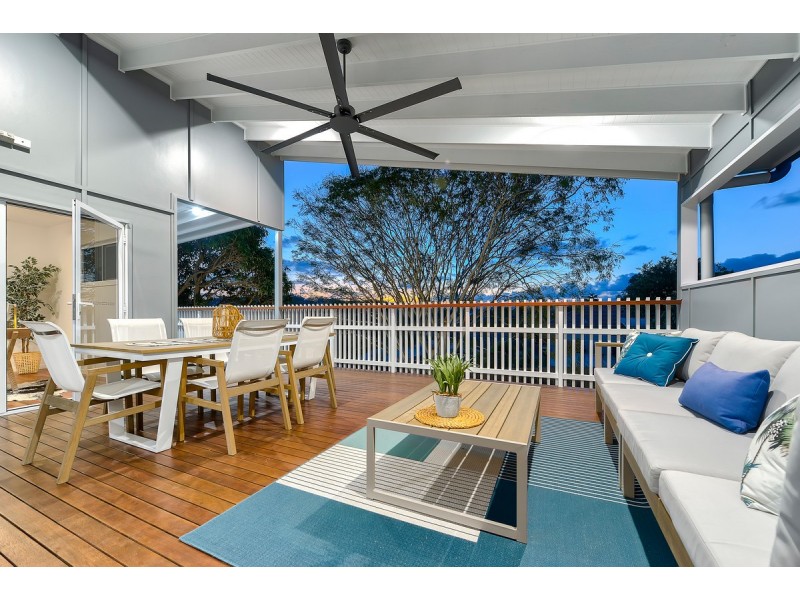 20 Dunedoo Street, Stafford QLD 4053