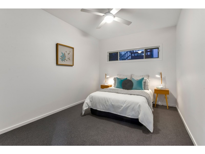 20 Dunedoo Street, Stafford QLD 4053