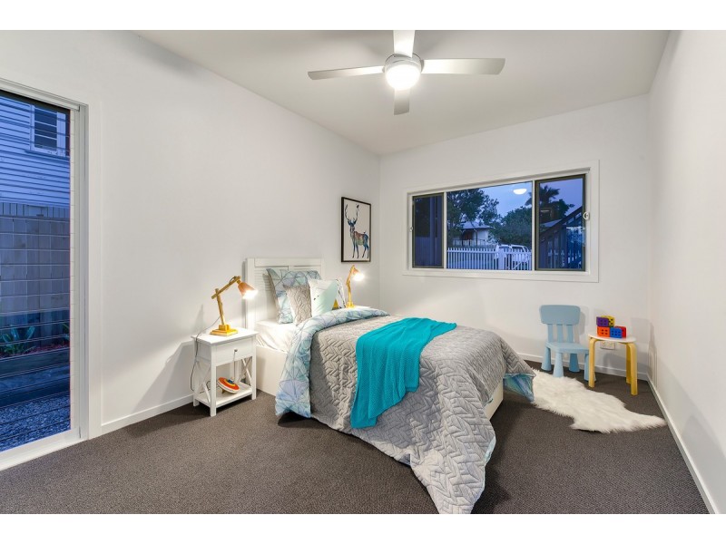 20 Dunedoo Street, Stafford QLD 4053