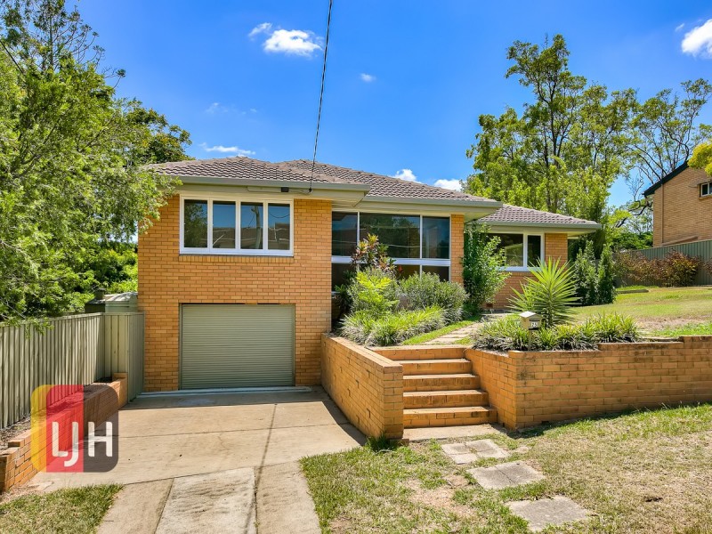 25 Doulton Street, Stafford Heights QLD 4053