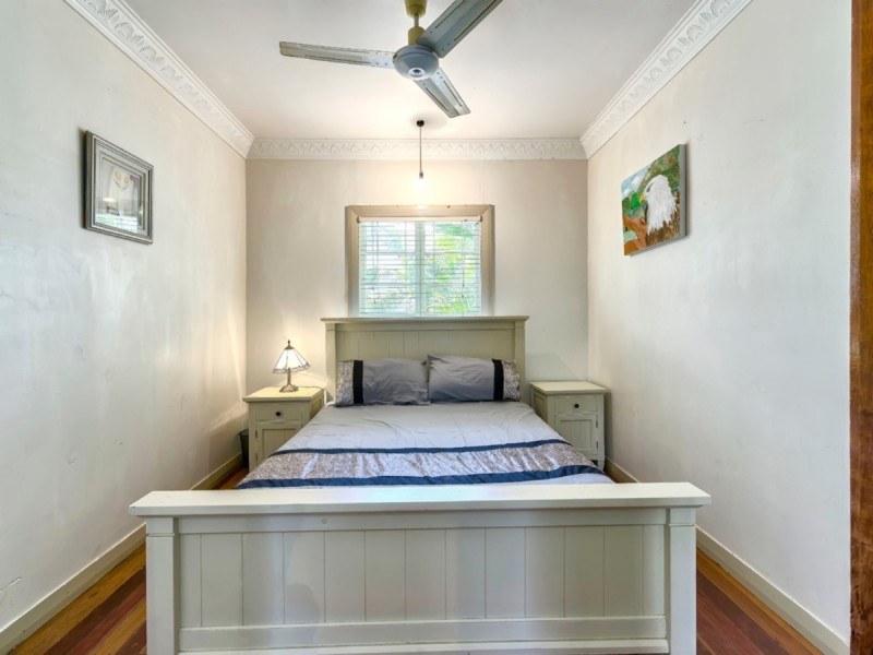 23 Leiper Street, Stafford QLD 4053