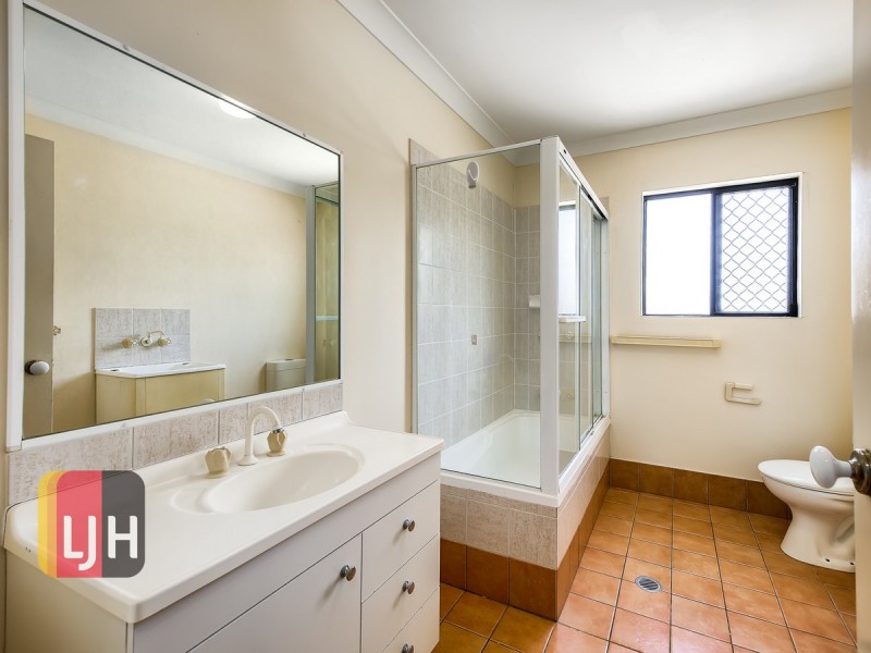 10/596 South Pine Road, Everton Park QLD 4053