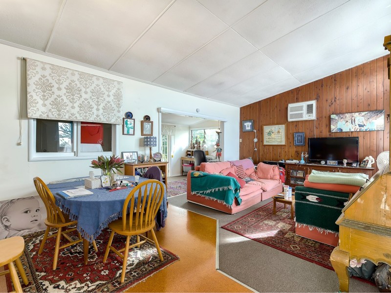 63 Macnaughton Street, Stafford QLD 4053