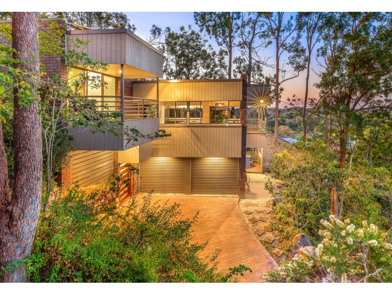 24 Belfort Street, Stafford Heights QLD 4053