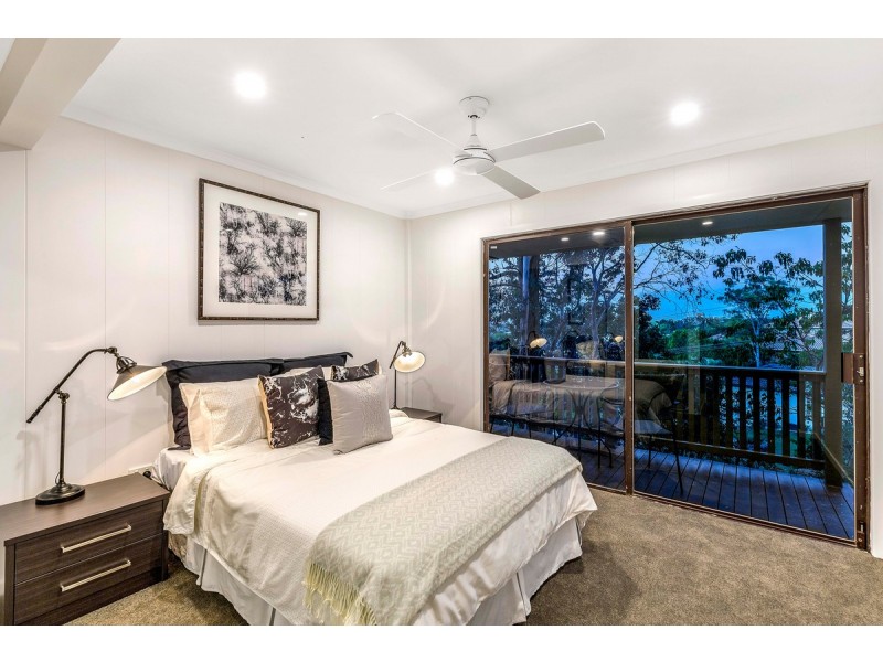 24 Belfort Street, Stafford Heights QLD 4053