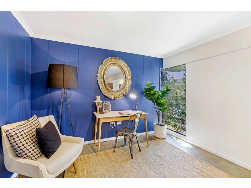 24 Belfort Street, Stafford Heights QLD 4053