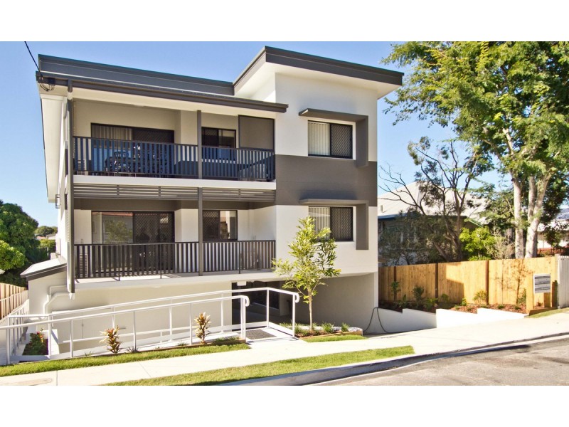 Unit 4/5 Binkar Street, Chermside QLD 4032