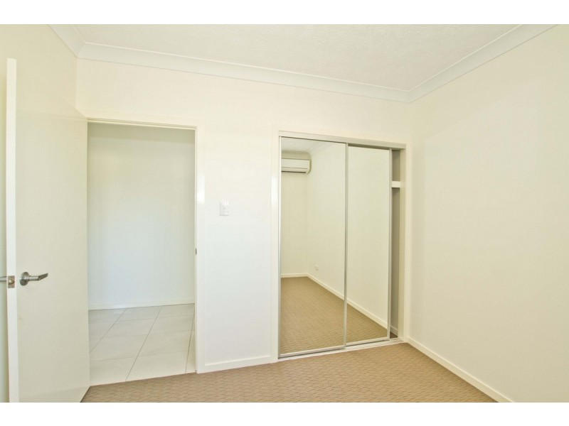 Unit 4/5 Binkar Street, Chermside QLD 4032