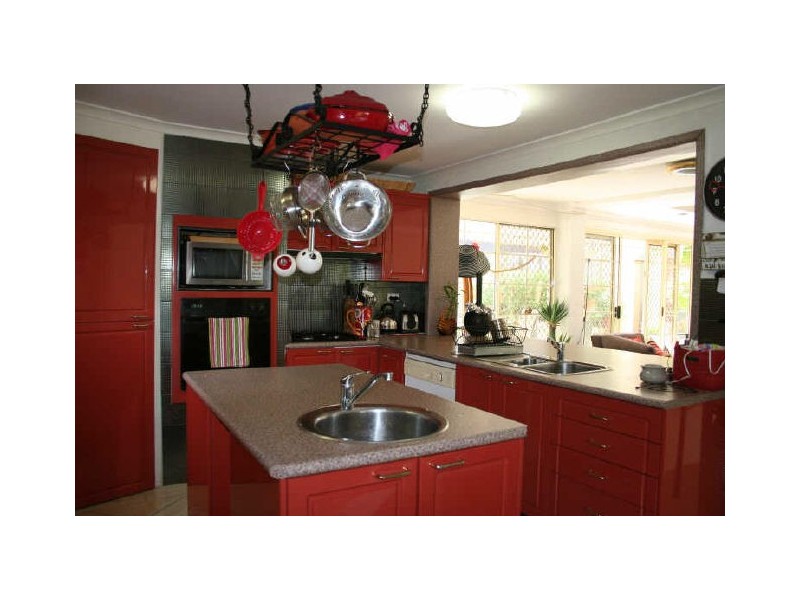 17 Aveling Street, Wavell Heights QLD 4012